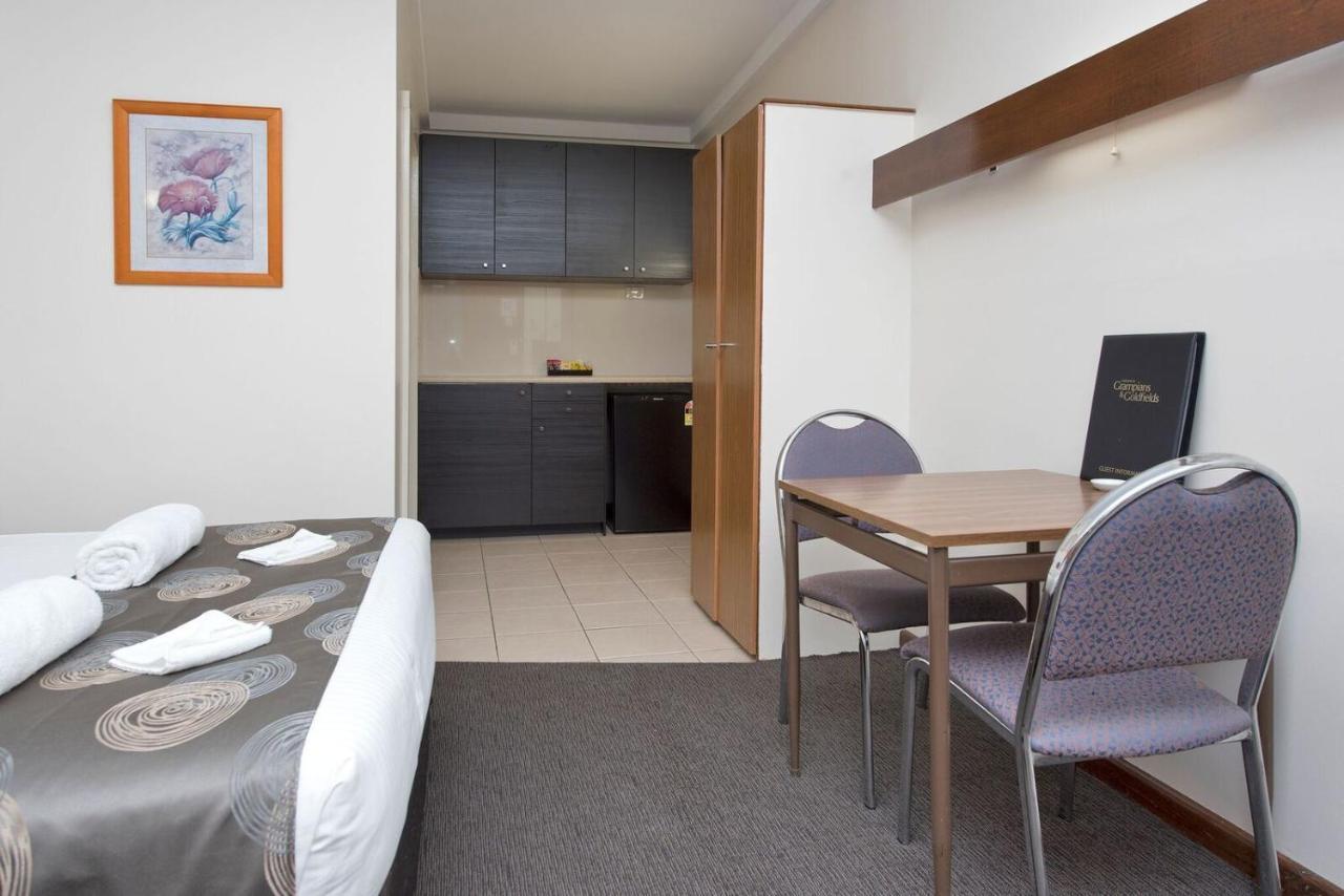 Hi Way Eight Motor Inn Столл Екстер'єр фото